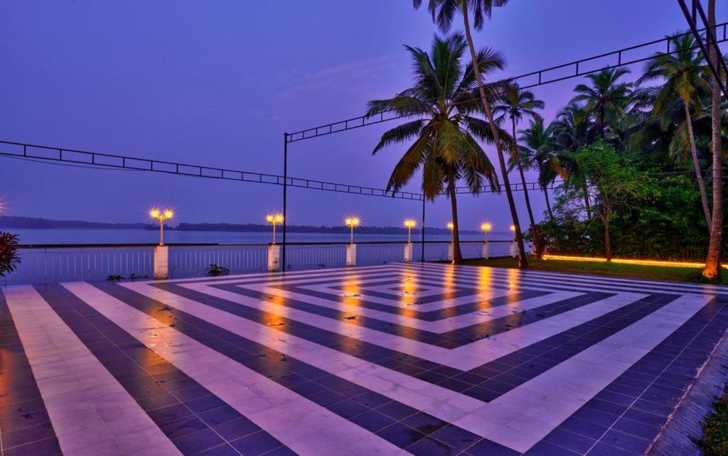 Blu Missel By The River Ribandar Exterior foto